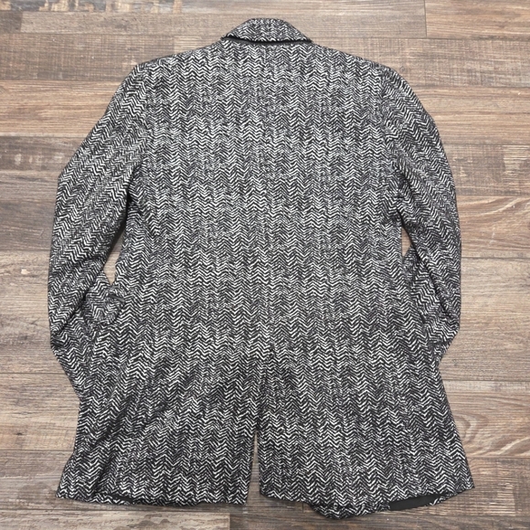 DKNY Women's Black and White Jacket - Picture 7 of 8